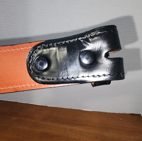 Men's Leather Belt - Picture 4 of 8